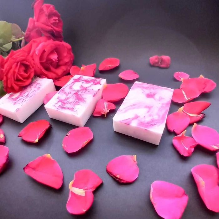 Sabonete de Manteiga Karité e Rosas