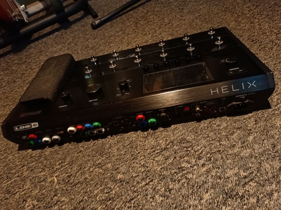 Line6 Helix Floor procesor gitarowy