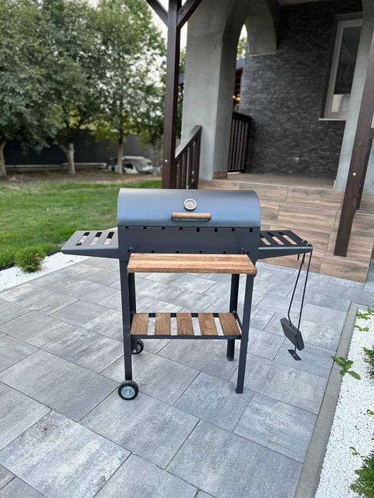 Компактний мангал-барбекю 4 мм з термометром