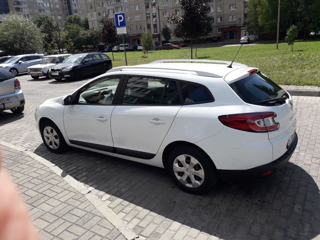 Megane 3, Рено меган 3, автомобіль меган 2011 року , renault megane 3