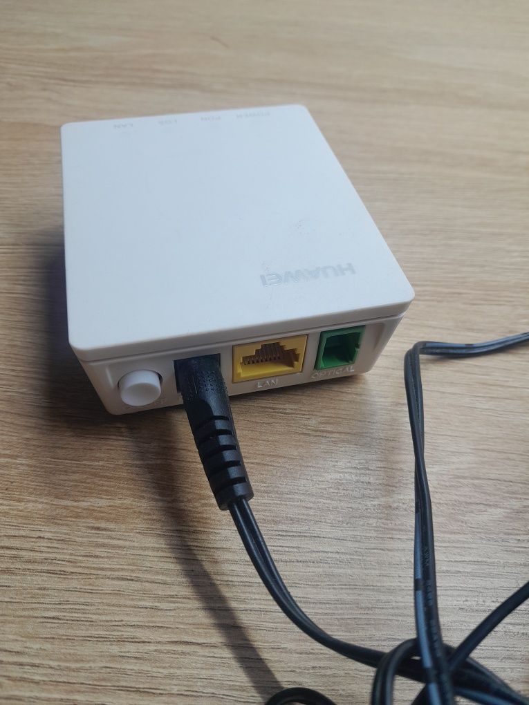 Huawei OptiXstar EG8010Hv6