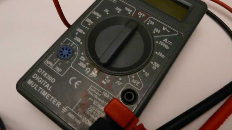 Miernik Cyfrowy Multimetr Uniwersalny + Bateria DC 9 V