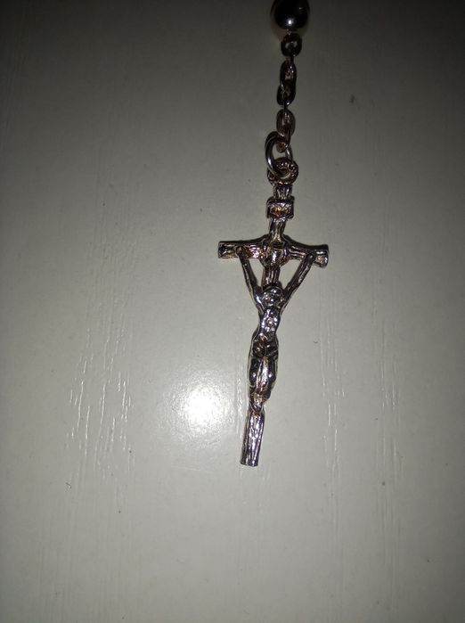 Srebrny różaniec z Medjugorie