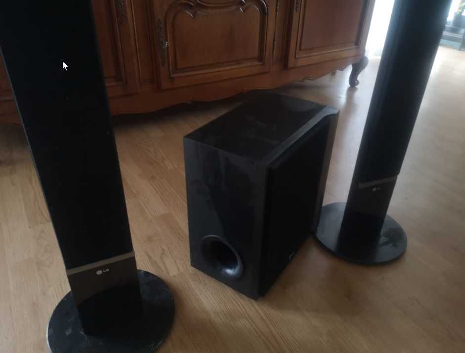 Satelity + Subwoofer do kina domowego marki LG