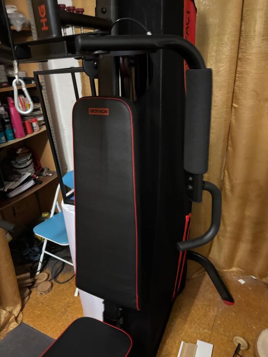 Máquina multifunções de Ginásio