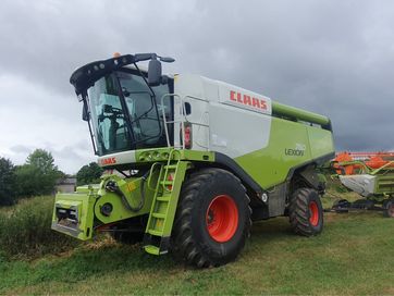 Claas Lexion 750 APS HYBRID + Claas Vario 930 + Stół do rzepaku