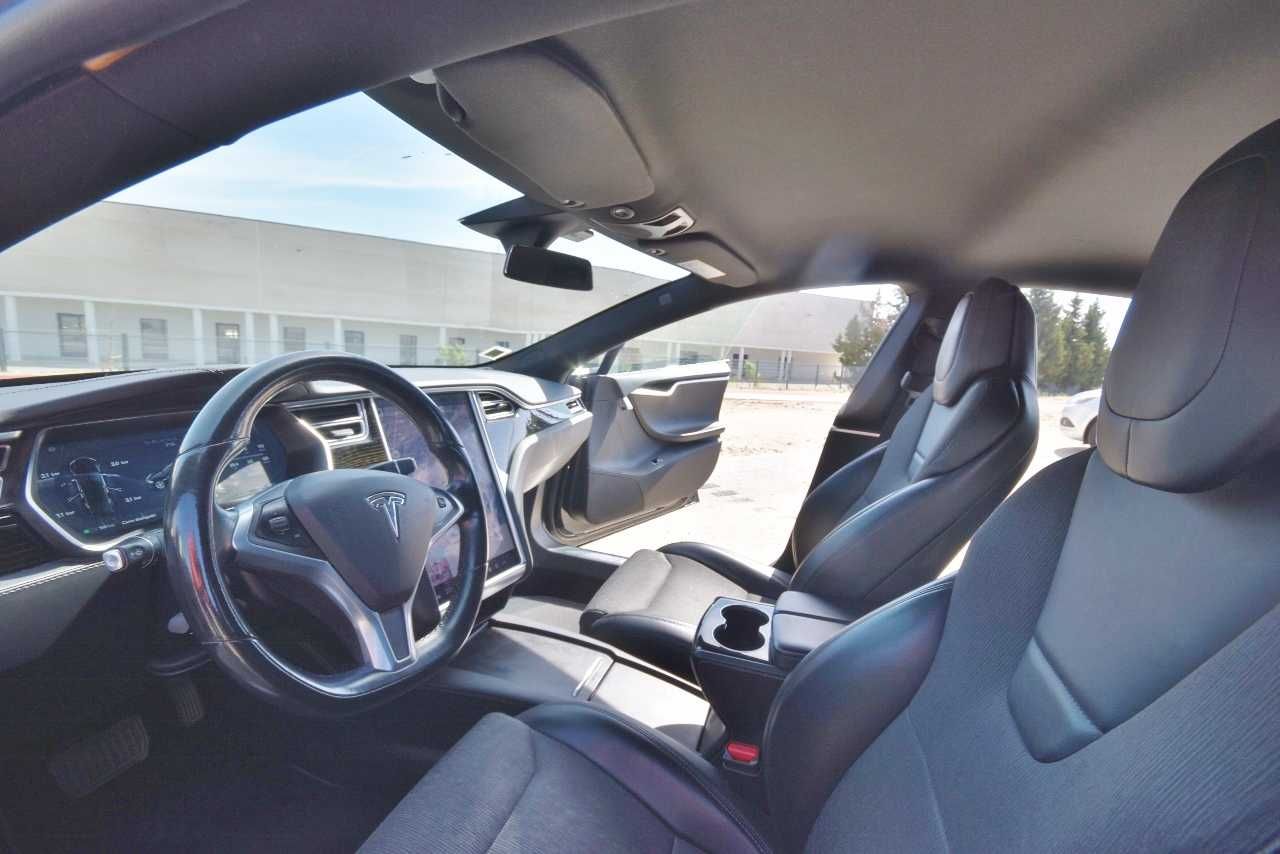 Carro Tesla model S 75 nacional - Urgente