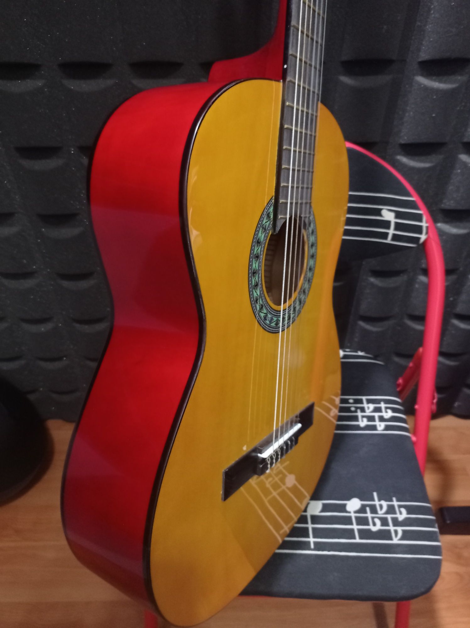 Guitarra nova de 4/4