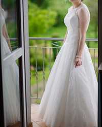 Piękna suknia ślubna 36