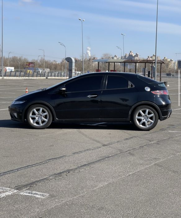 Honda Civic 5D 2006р 1.8л робот 135.000 пробег