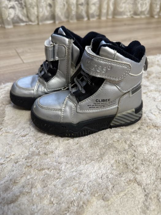 Зимові черевики для хлопчика