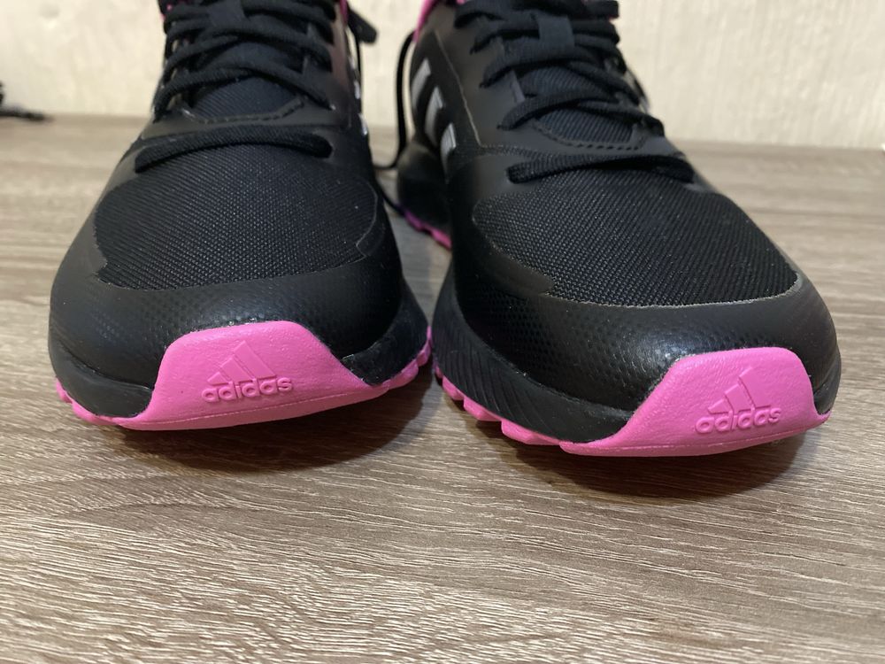 Кросівки жіночі adidas