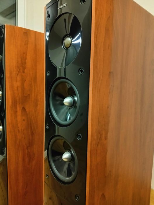 JAMO S 606 kolumny podłogowe stereo maskownice