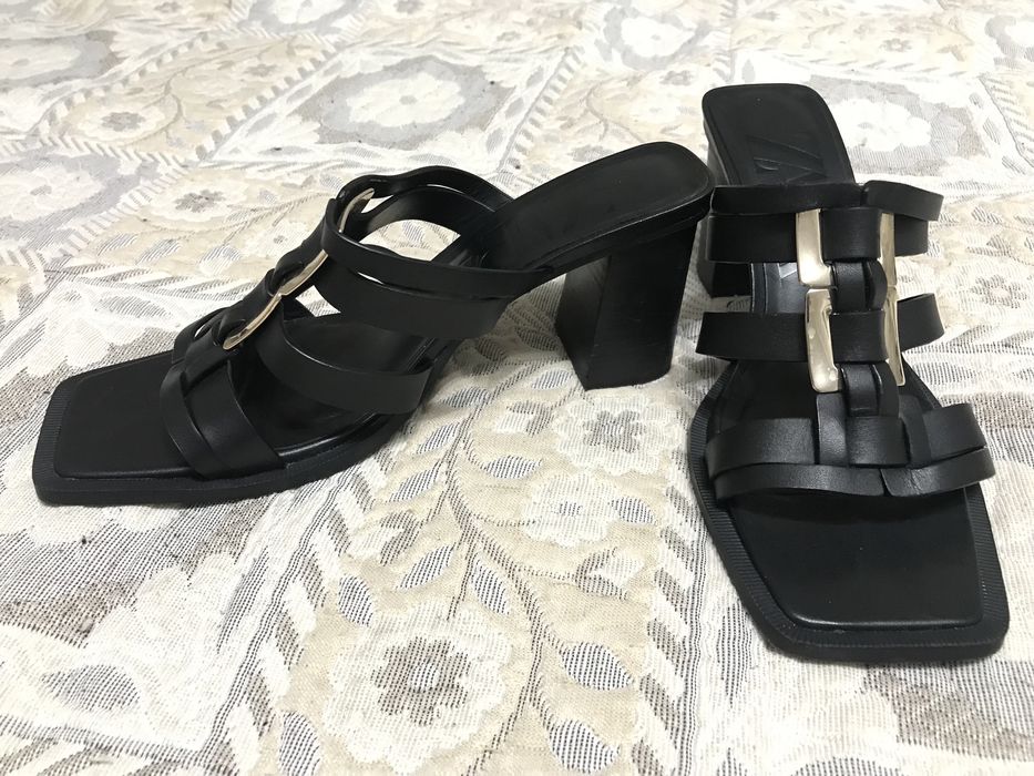 Zara босоножки на каблуке рр 39