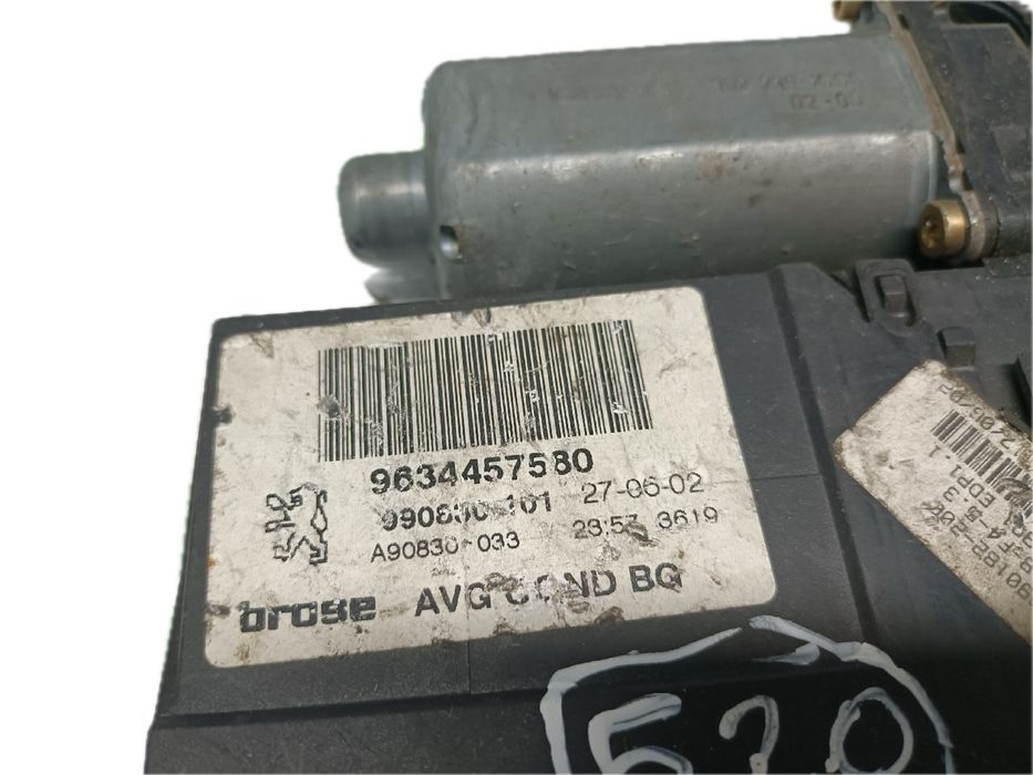 Motor vidro trás esquerdo AUDI A4 (8E2, B6)