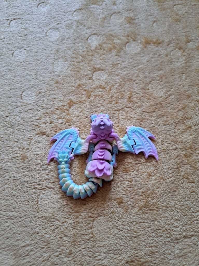 Figurka 3D - kolorowy smok