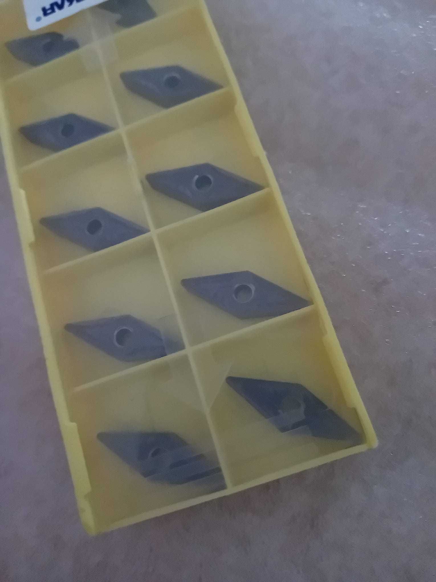 Caixa de 10 pastilhas para torno VNMG160408