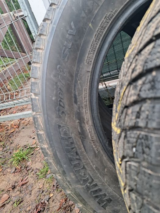 Opona zimowa 225/65R17