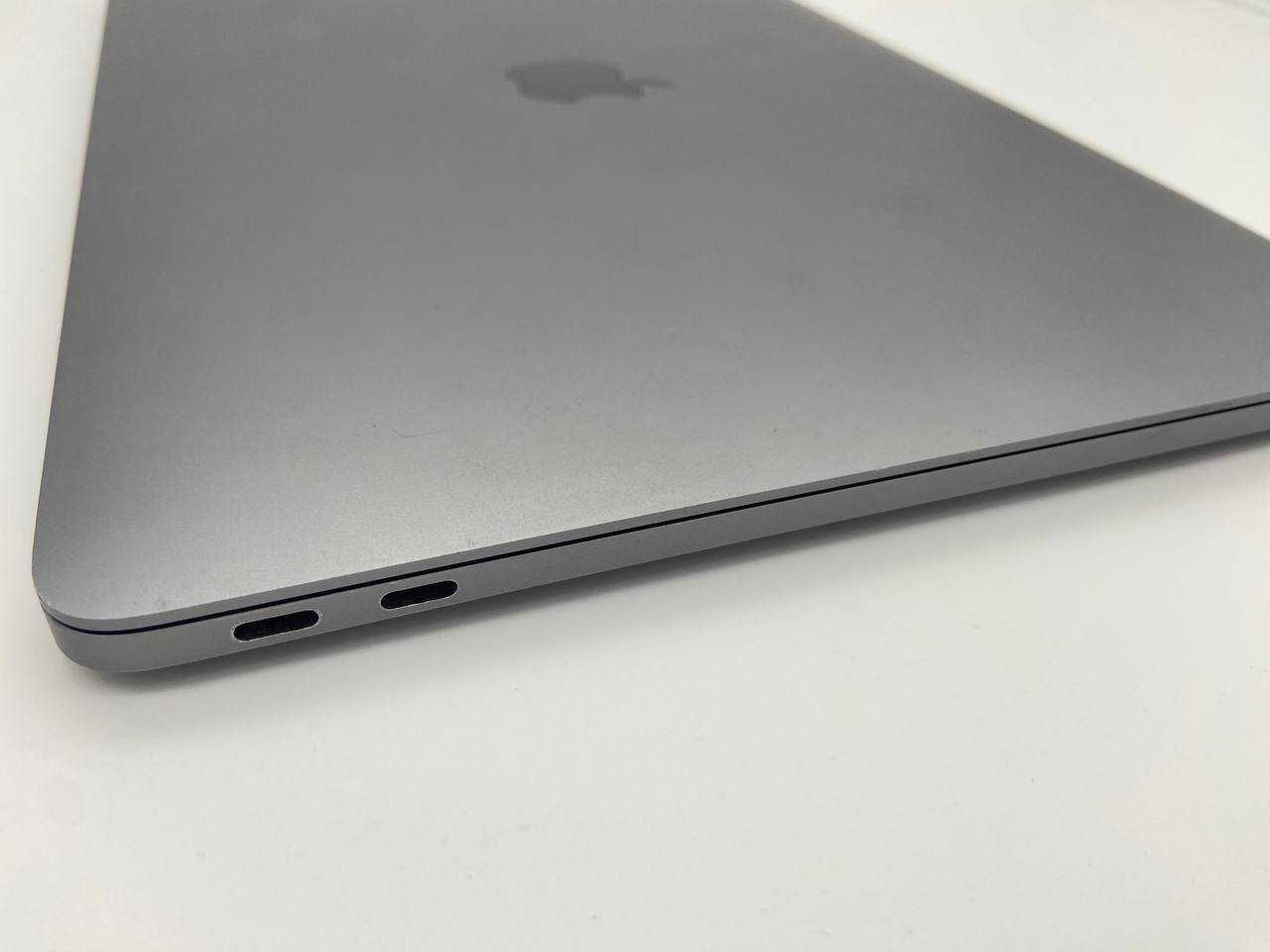 Macbook 13 pro 2017 8/128