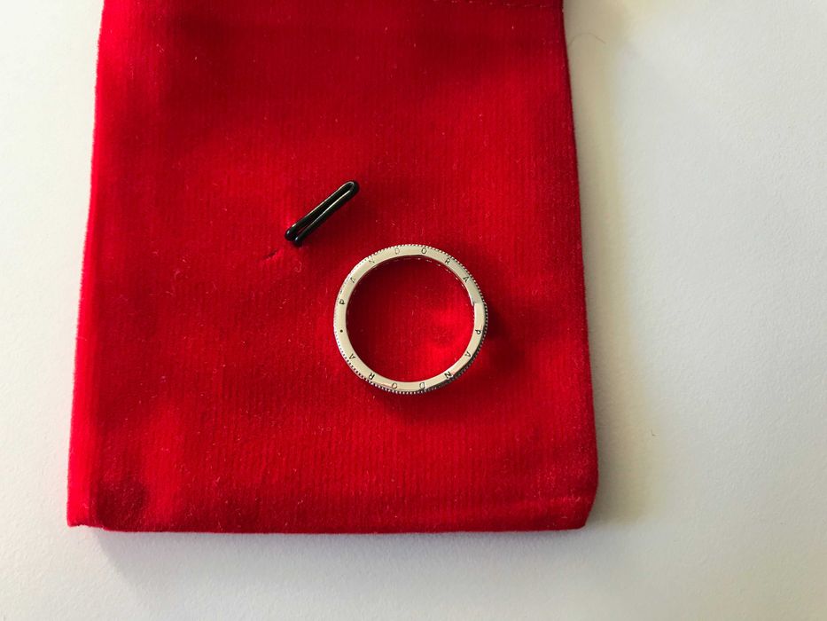 Anel Sparkling Overlapping Pandora em Prata de Lei 925 Novos