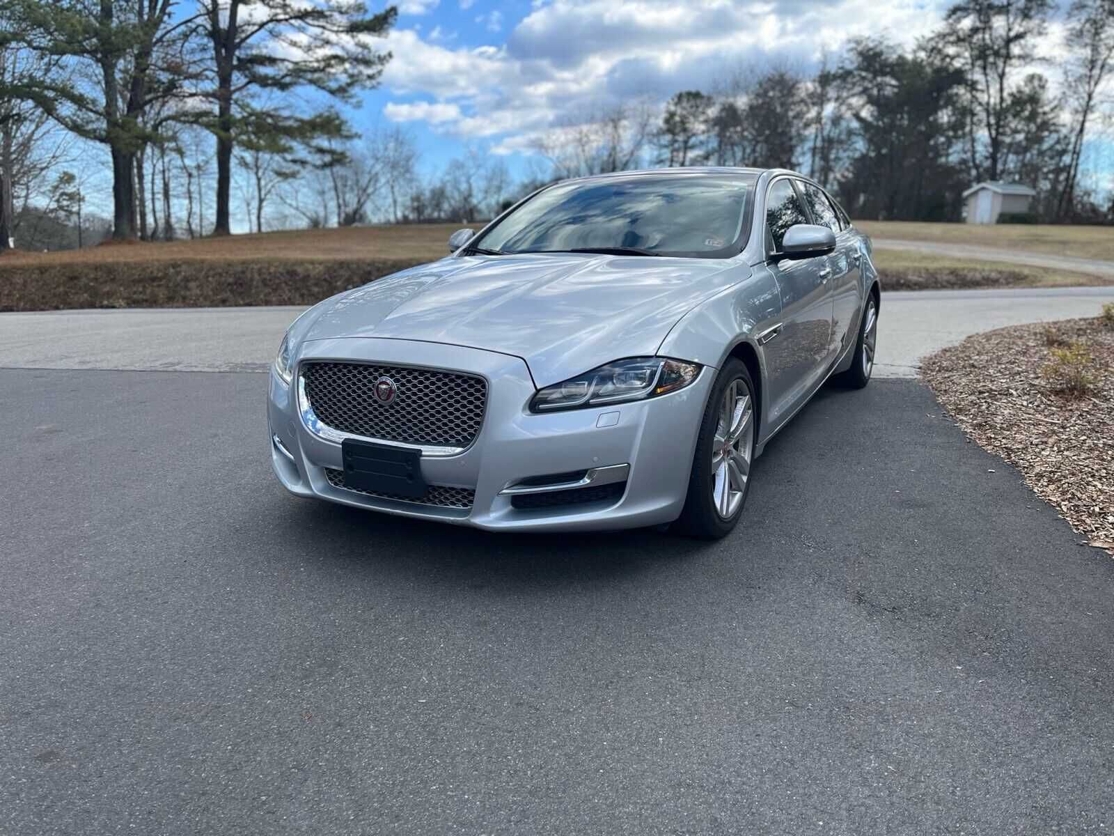 2016 Jaguar XJ PORTFOLIO