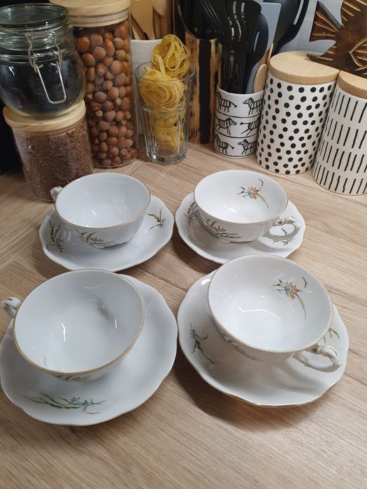 Zestaw filizanek Karolina Zabytek PRL antyk 5szt