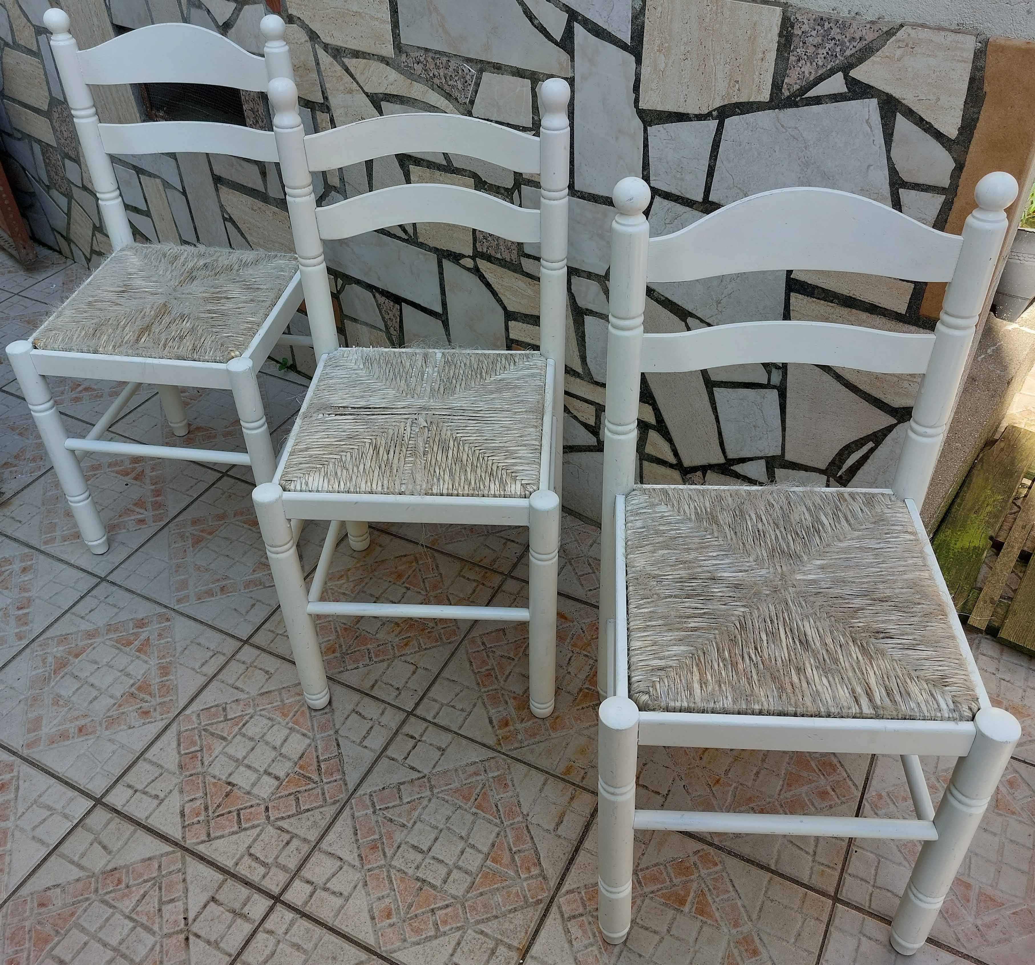 Mesa cozinha branca + oferta 3 cadeiras