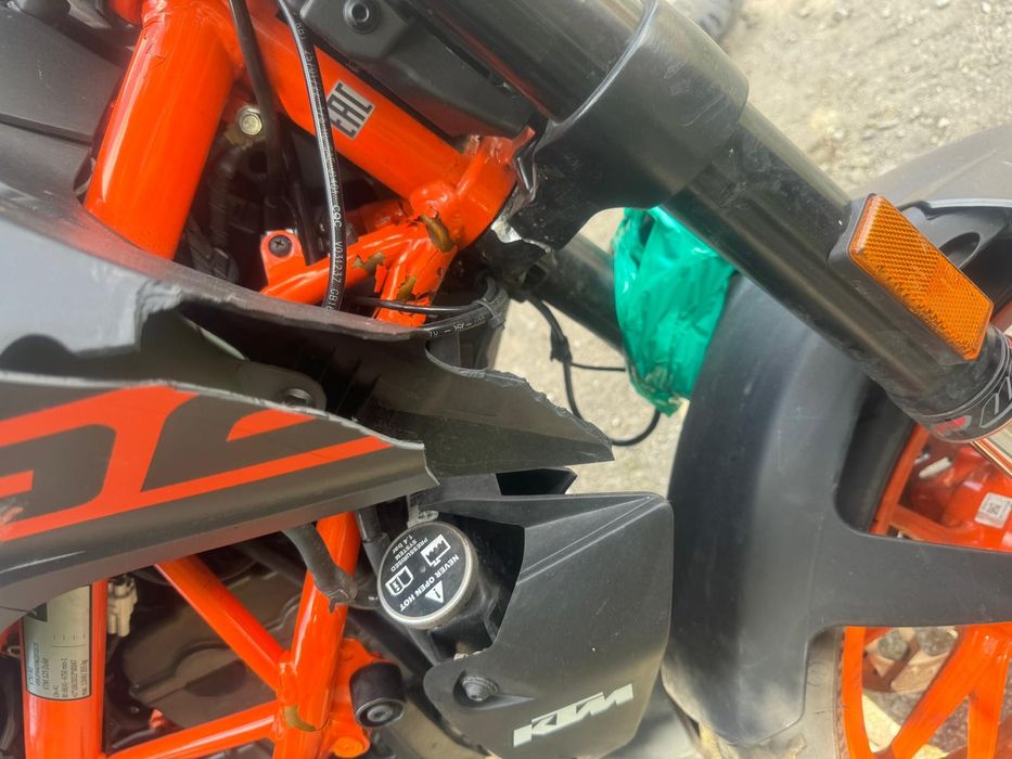 Ktm duke 2023r uszkodzony , ABS, kluczyk