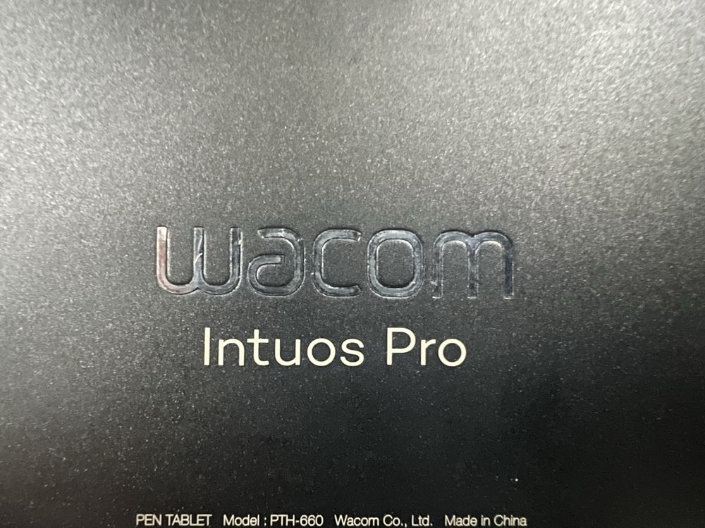 Mesa Digitalizadora WACOM INTOUS PRO - 221 x 147 x 8 mm (M)
