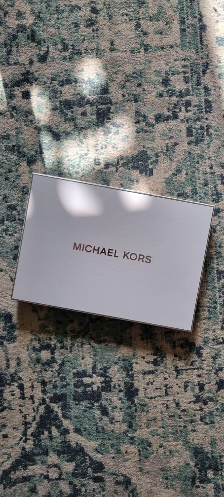 Kopertówka Michael Kors.