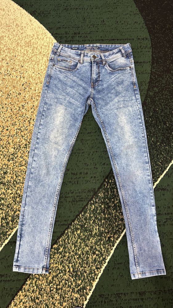 Spodnie Cropp w30/l34 skinny