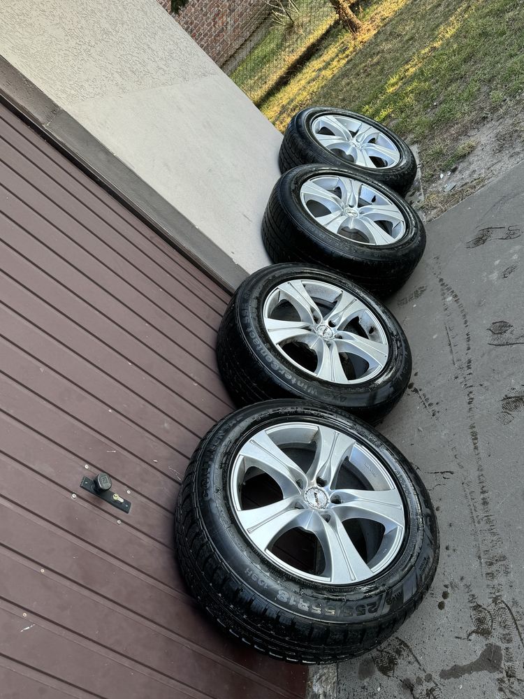 Koła bmw x5 autec 255/55-18 zimowe et45