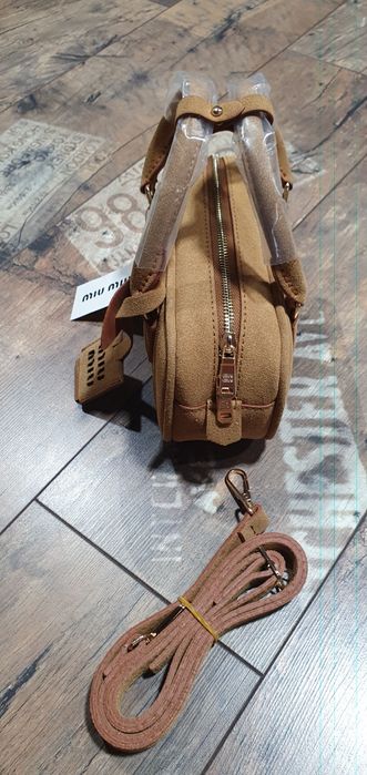 Cudowna karmelowa torebka zamsz do teki na ramię listoniszka elegancka