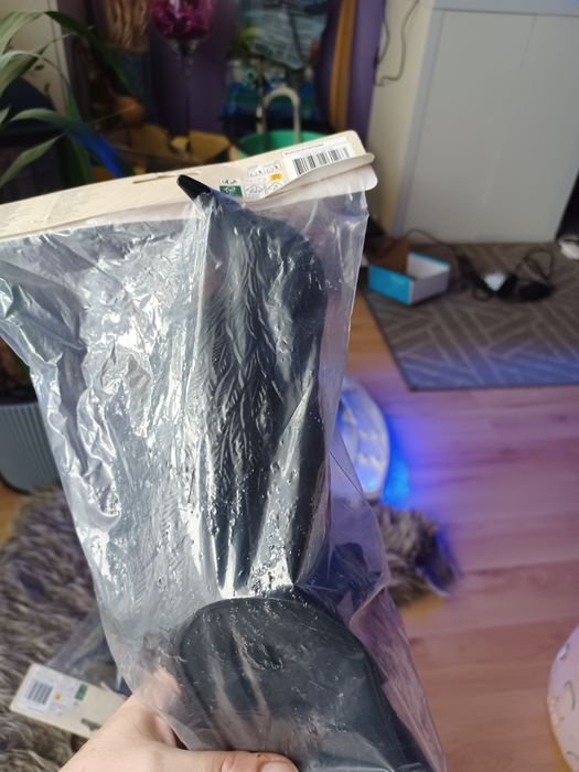 Wrona ozdoba na balkon