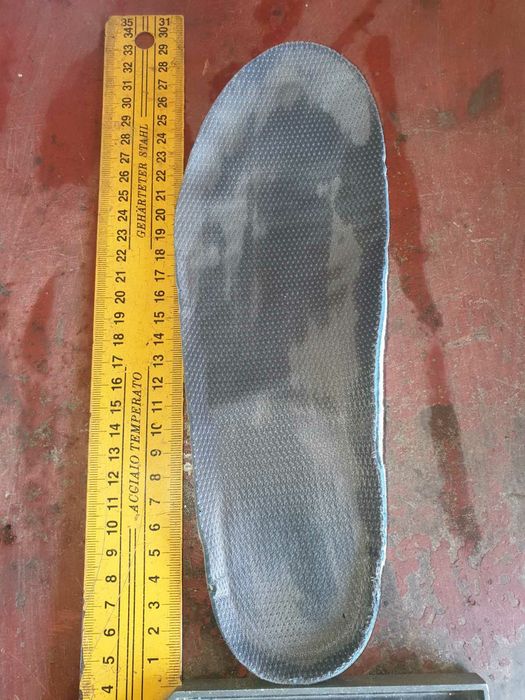 Продам рабочие сварочные ботинки