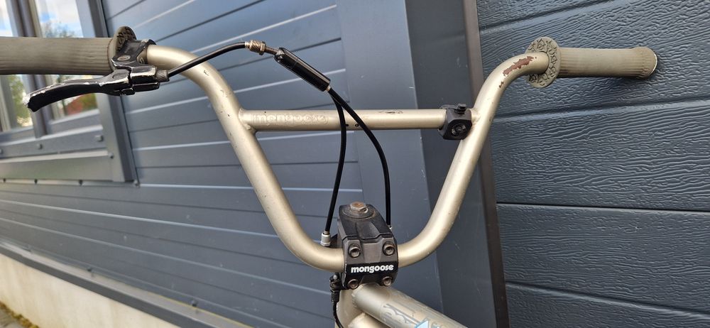 Rower BMX Moongose.
