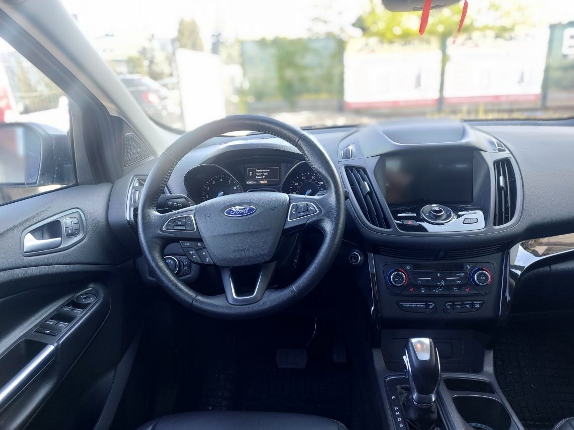 Piękny Ford Escape *TITANIUM *  BENZYNA * AUTOMAT * 63000 km * 2019 Ro