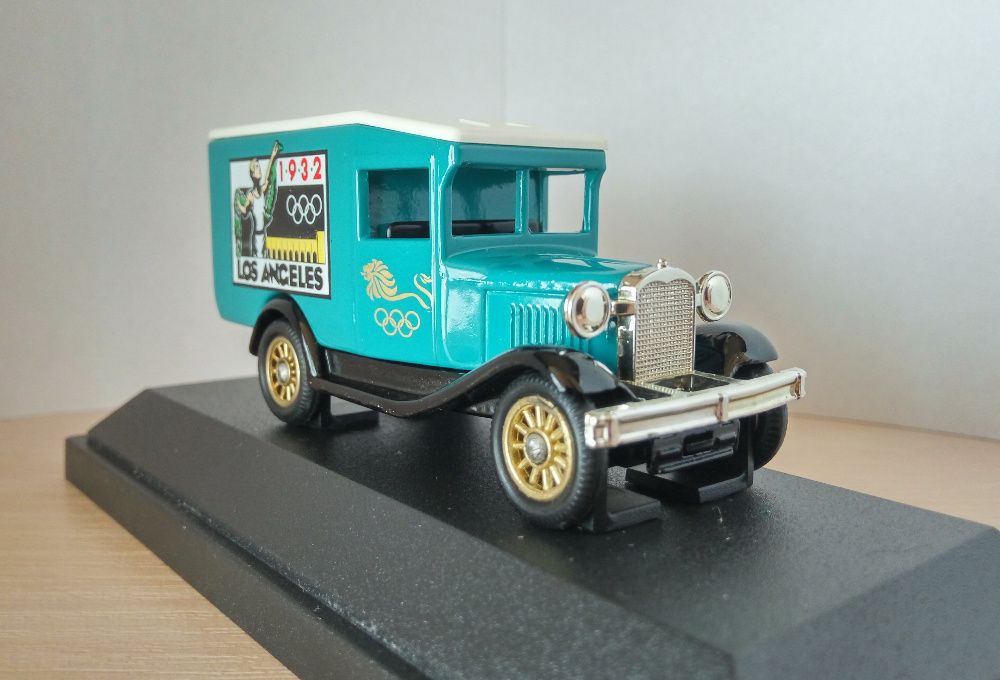 Lledo/Days Gone, модель Ford Van 1932 Los Angeles Olympic Games