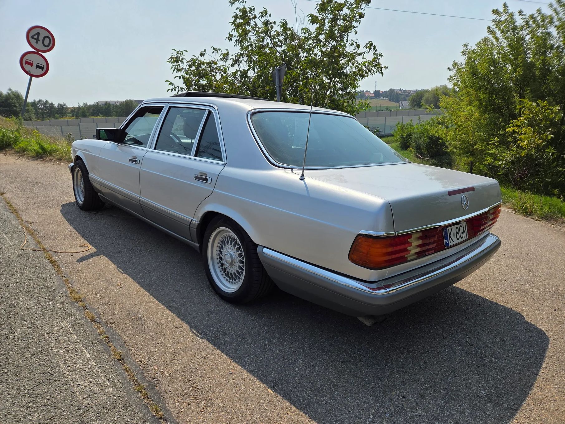 Mercedes-Benz Klasa S W126 330sel