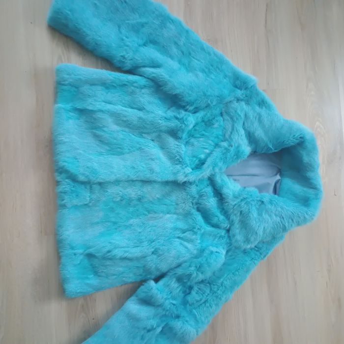 Kurtka futro krótkie cienkie z królika niebieskie M/L r