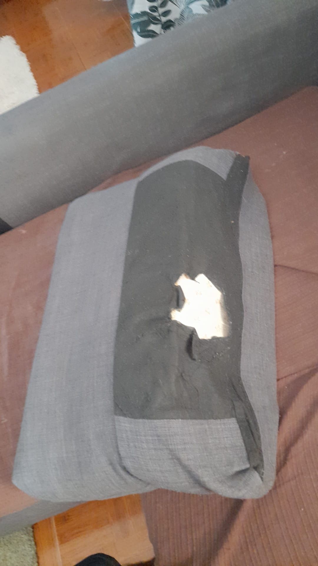 Sofá com chaise longue
