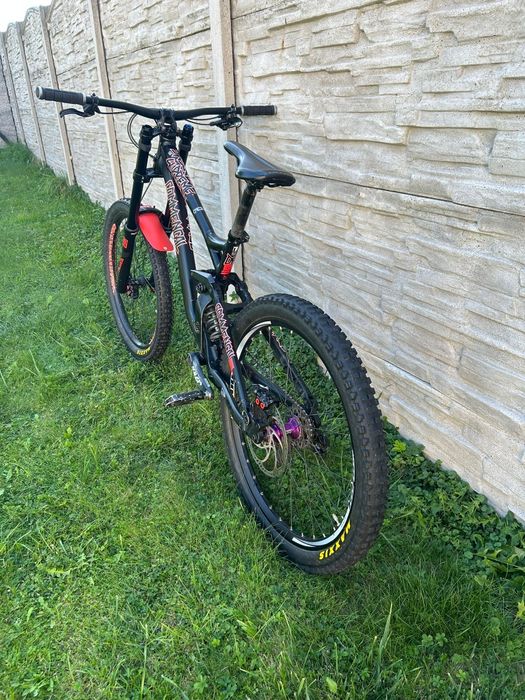 Commencal Supreme V3 Downhill stan idealny top konfiguracja