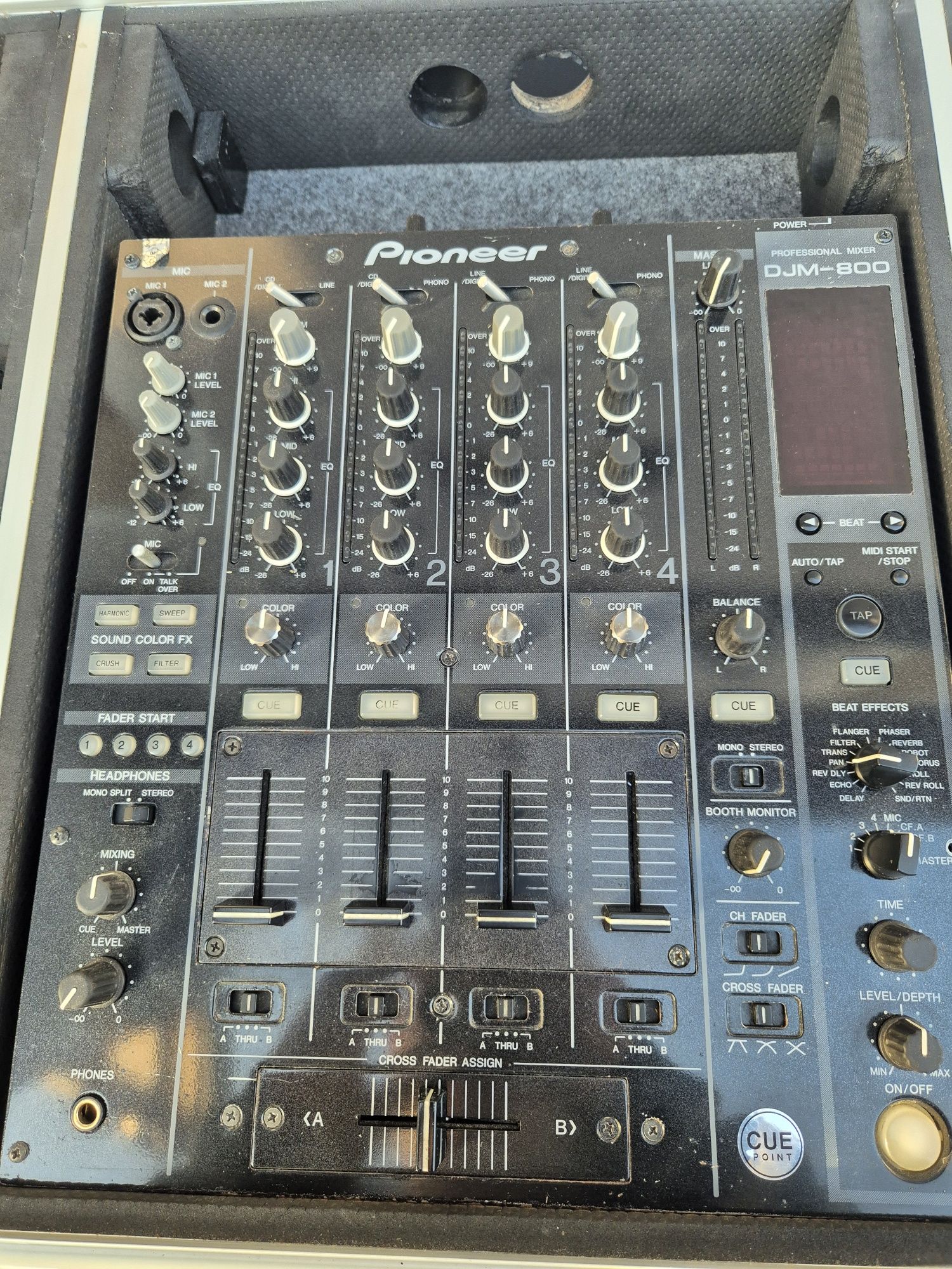 Pioneer DJM 800/Numark NDX 500 +Case