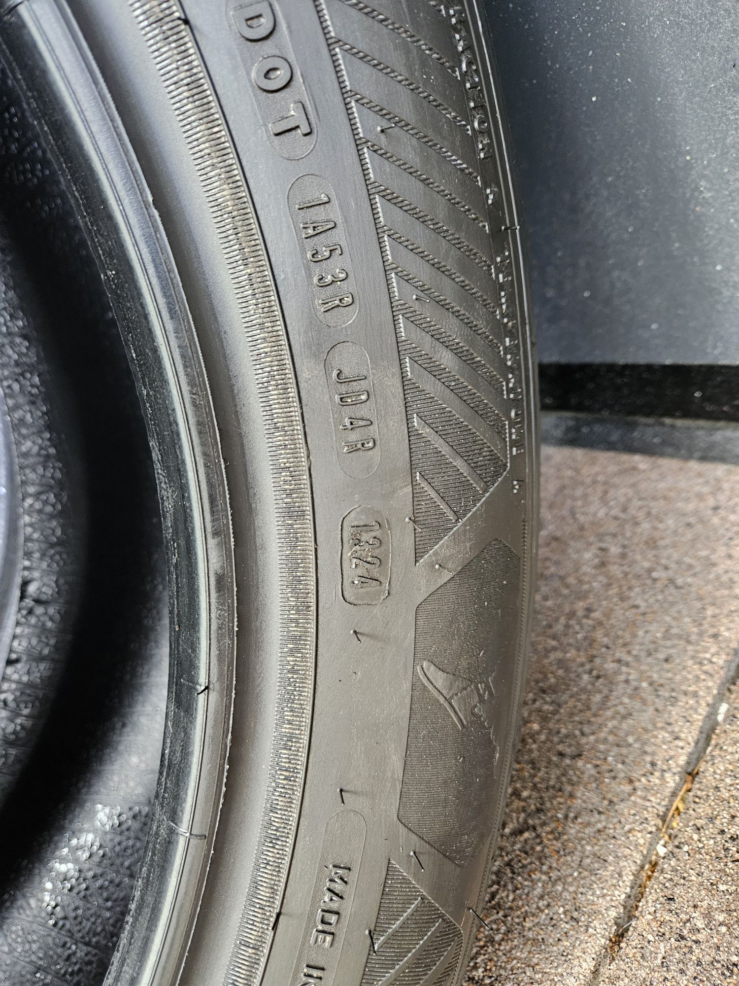 Komplet opon 215/55/R17 Goodyear efficientgrip performance 2 2024 demo