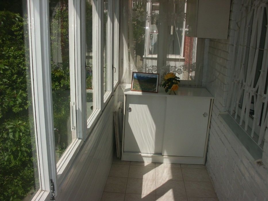 1-но кім. квартира вул.Івасюка 1. 2 поверх