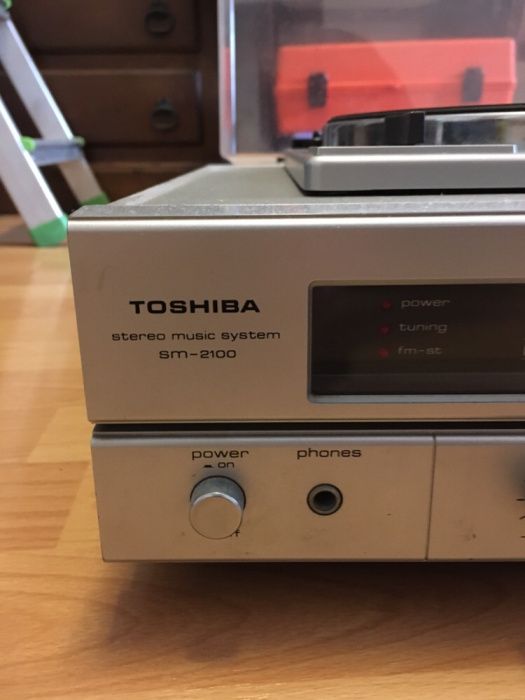 Gira discos TOSHIBA