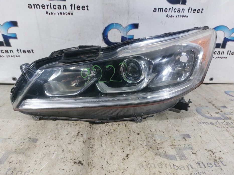 Honda Accord 16-17 Фара левая  Тайвань / Хонда Аккорд