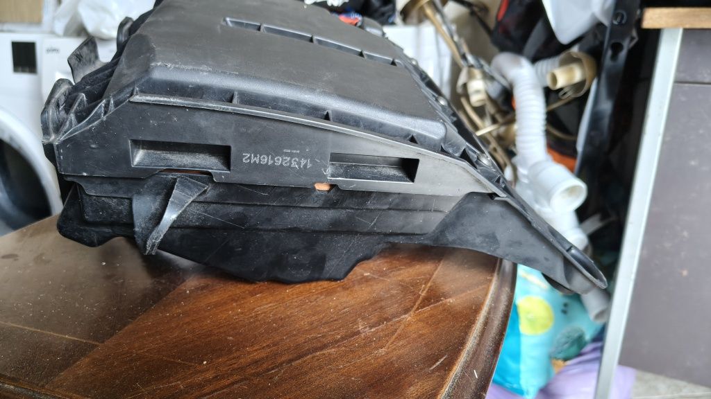 Caixa de filtro de ar Peugeot 308, 3008