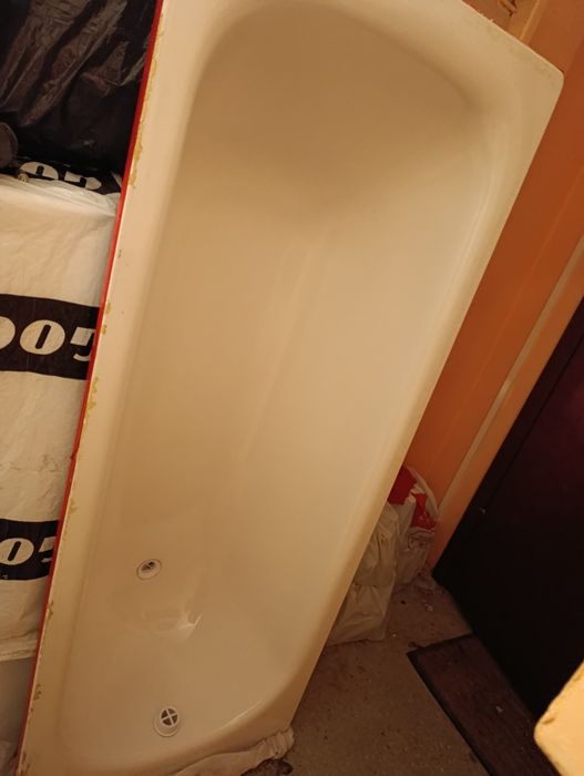 Стальна ванна нова