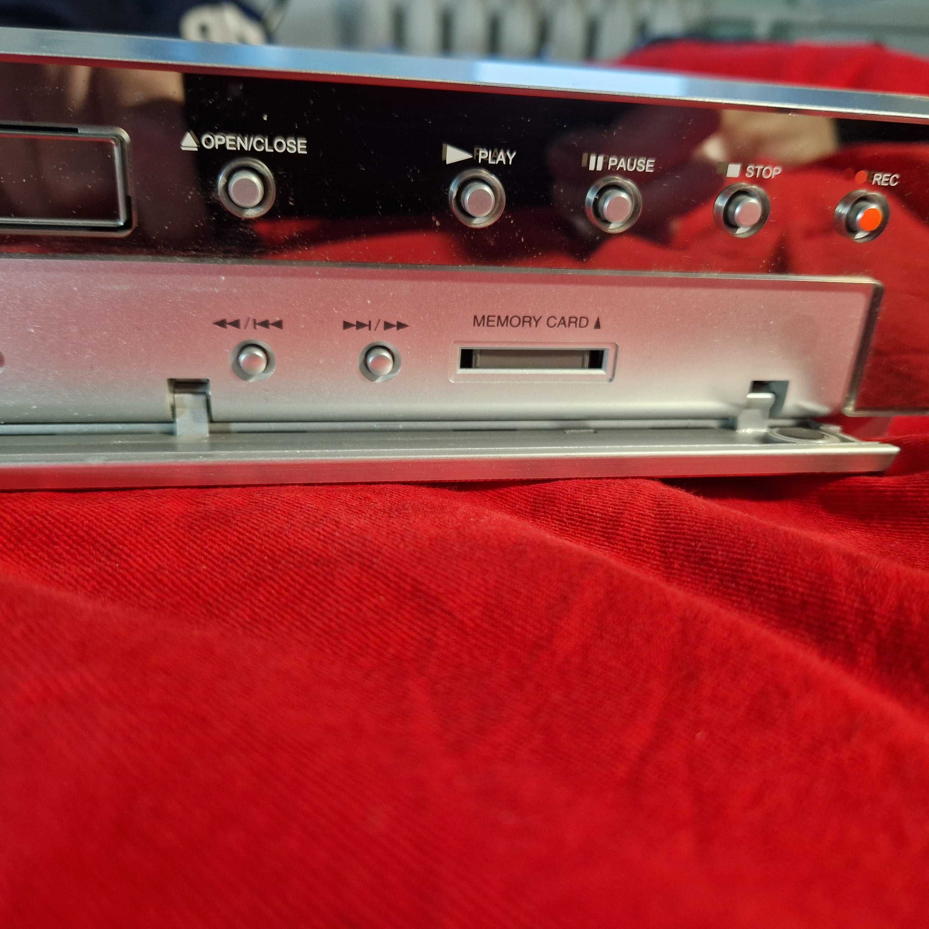 ДВД програвач пишущий LG DR489
